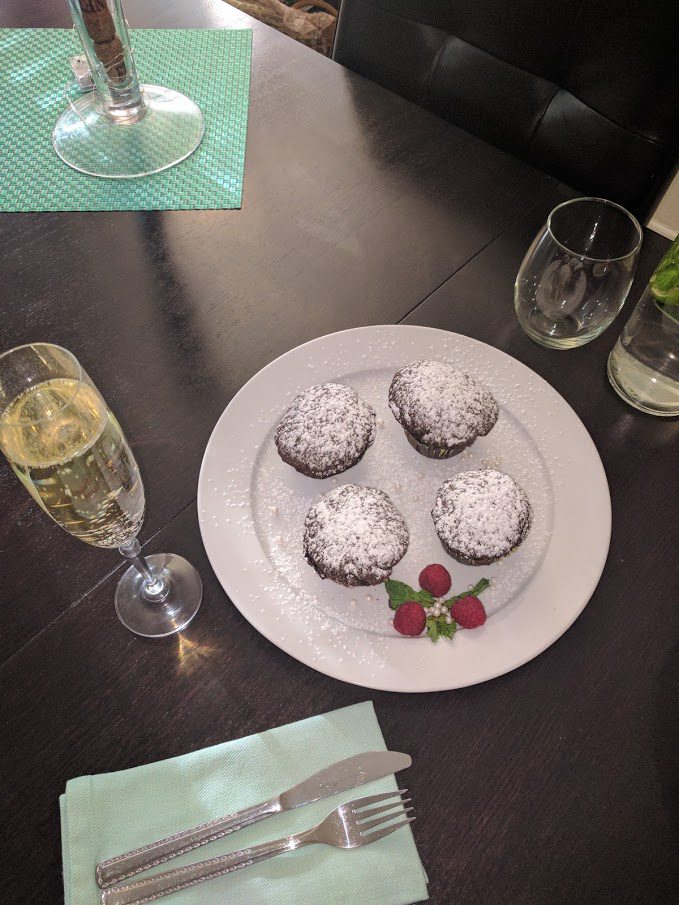 cupcakes — mufiny czekoladowe z budyniem waniliowym