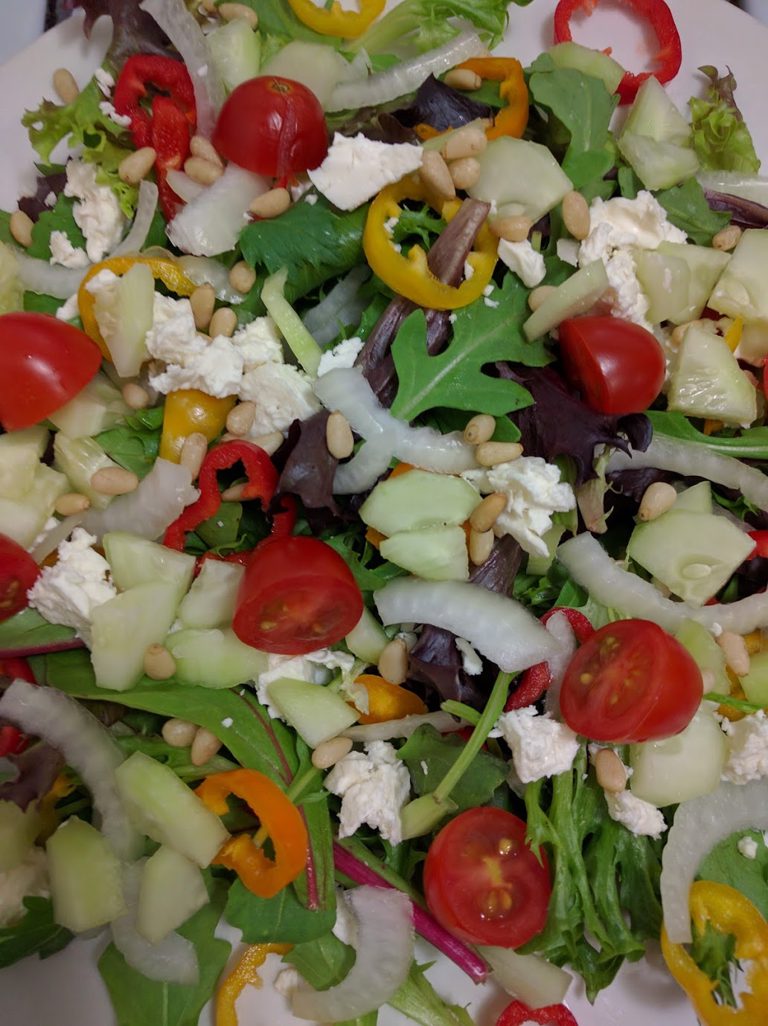 garden salad — sałatka ogrodowa
