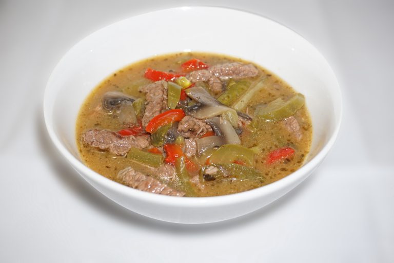 beef stroganoff — strogonow