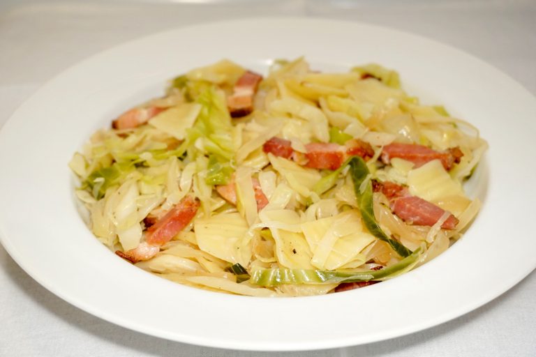 haluski — łazanki