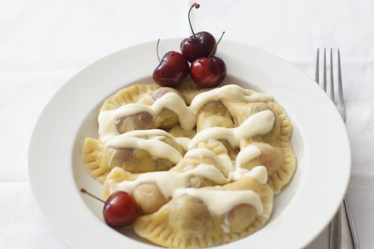 pierogies with dark cherries — pierogi z czereśniami